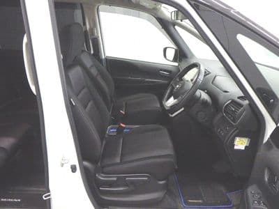 NISSAN Serena, 2019 год., лот 70432 - фото 6