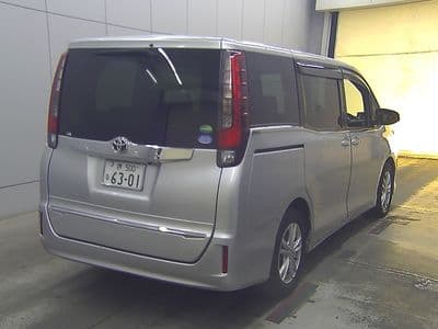 TOYOTA Noah, 2015 год., лот 80234 - фото 2