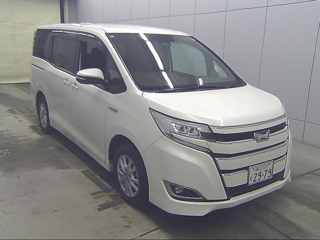 TOYOTA Noah, 2018 год., лот 80435