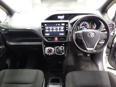 TOYOTA Noah, 2018 год., лот 80435 - фото 3