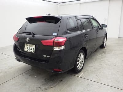 TOYOTA Corolla Fielder, 2015 год., лот 30047 - фото 2