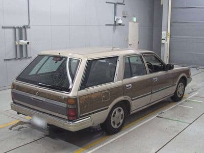 NISSAN Gloria Wagon, 1996 год., лот 30190 - фото 2