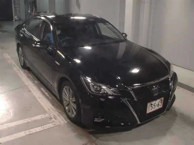 TOYOTA Crown, 2016 год., лот 8372