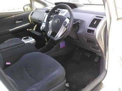 TOYOTA Prius Alpha, 2012 год., лот 400 - фото 3