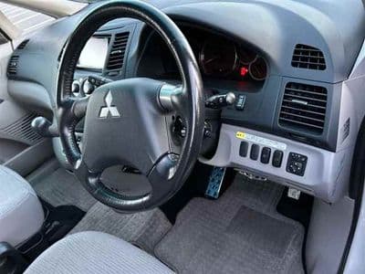 MITSUBISHI Grandis, 2005 год., лот 90100 - фото 3