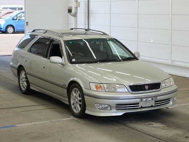 TOYOTA Mark2 Qualis, 2000 год., лот 2240