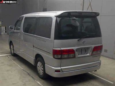 TOYOTA Hiace Regius, 2000 год., лот 6601 - фото 2