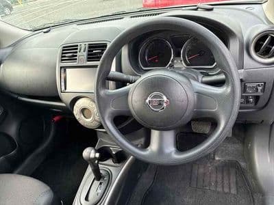 NISSAN Latio, 2013 год., лот 10318 - фото 3