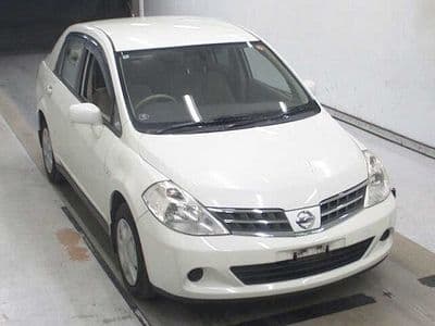 NISSAN Tiida Latio, 2010 год., лот 1003