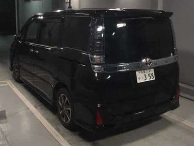 TOYOTA Voxy, 2020 год., лот 8032 - фото 2