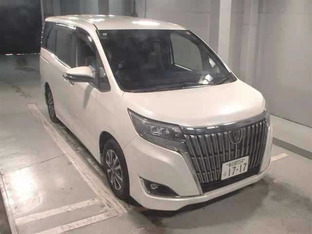 TOYOTA Esquire, 2018 год., лот 35