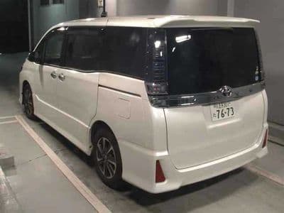 TOYOTA Voxy, 2017 год., лот 8036 - фото 2