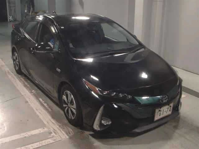 TOYOTA Prius Phv, 2017 год., лот 337