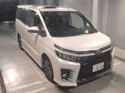 TOYOTA Voxy, 2014 год., лот 8213