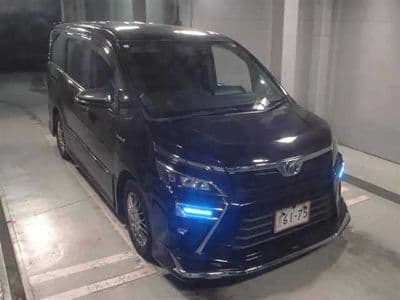 TOYOTA Voxy, 2019 год., лот 8018