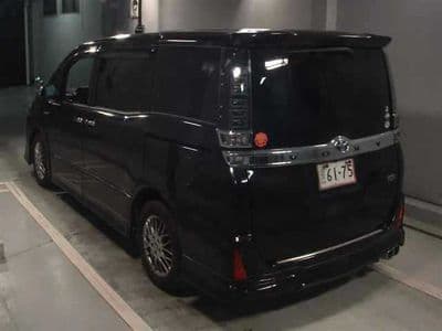 TOYOTA Voxy, 2019 год., лот 8018 - фото 2