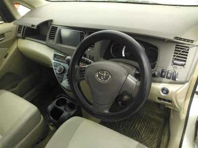 TOYOTA Isis, 2010 год., лот 8222 - фото 3