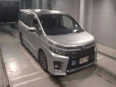 TOYOTA Voxy, 2015 год., лот 65