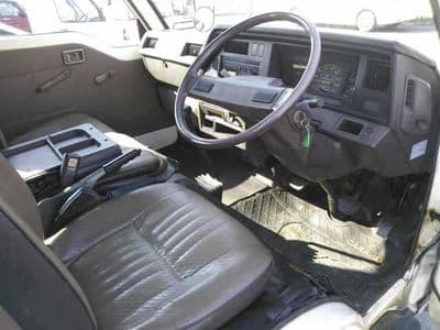 NISSAN Caravan, 1990 год., лот 101 - фото 3