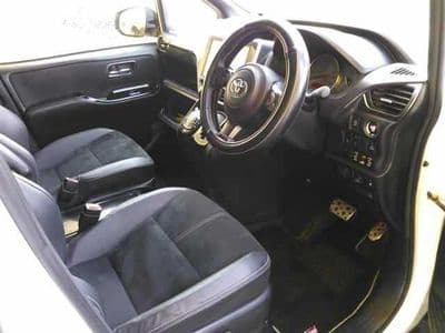 TOYOTA Voxy, 2021 год., лот 8288 - фото 3