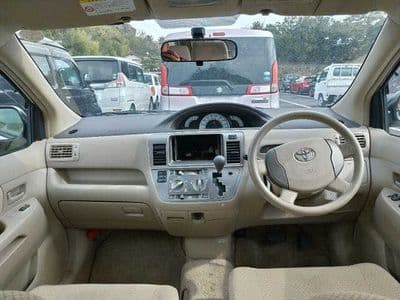 TOYOTA Raum, 2010 год., лот 727 - фото 3