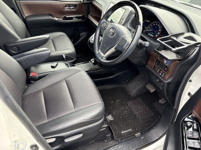 TOYOTA Esquire, 2019 год., лот 20323 - фото 10