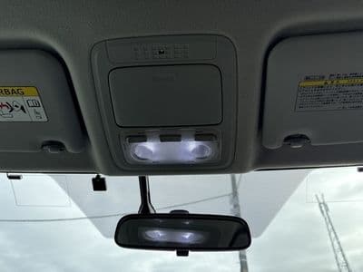 TOYOTA Esquire, 2015 год., лот 20051 - фото 8