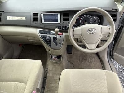 TOYOTA Isis, 2014 год., лот 20152 - фото 5