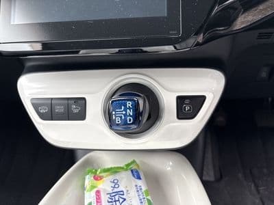 TOYOTA Prius Phv, 2017 год., лот 20270 - фото 6