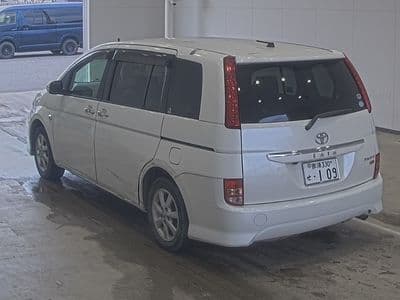 TOYOTA Isis, 2010 год., лот 20081 - фото 2