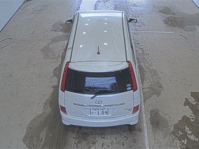 TOYOTA Isis, 2010 год., лот 20081 - фото 3