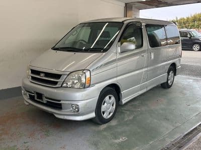 TOYOTA Hiace Regius, 2001 год., лот 1045