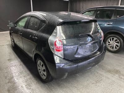 TOYOTA Aqua, 2013 год., лот 1175 - фото 2