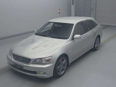 TOYOTA Altezza Wagon, 2001 год., лот 7111