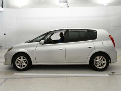 TOYOTA Opa, 2001 год., лот 10202 - фото 4