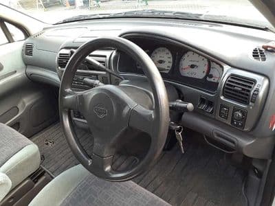 NISSAN Rnessa, 2001 год., лот 70325 - фото 7