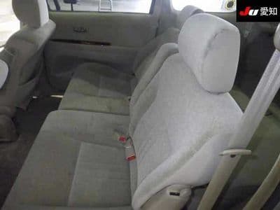 TOYOTA Gaia, 2003 год., лот 30338 - фото 4