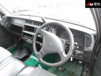 TOYOTA Crown Comfort, 2001 год., лот 10214 - фото 5