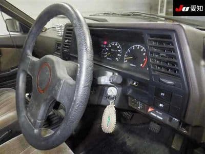 NISSAN Sunny, 1986 год., лот 3055 - фото 5