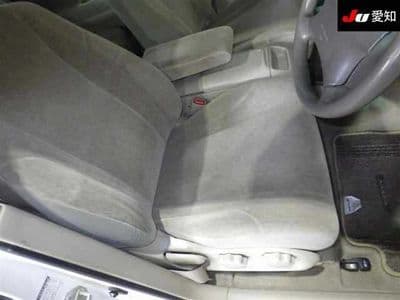 TOYOTA Vista, 2001 год., лот 30037 - фото 6