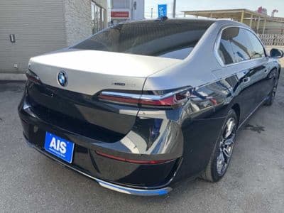 BMW I7, 2023 год., лот 30014 - фото 9