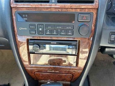 NISSAN Gloria, 1998 год., лот 70090 - фото 6