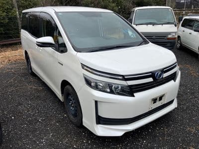 TOYOTA Voxy, 2015 год., лот 14035
