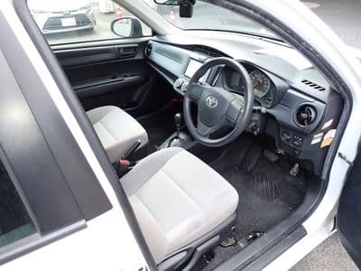 TOYOTA Corolla Axio, 2017 год., лот 25024 - фото 3