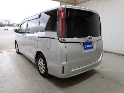 TOYOTA Noah, 2017 год., лот 13003 - фото 2