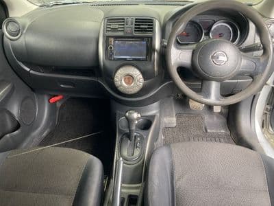 NISSAN Latio, 2013 год., лот 2057 - фото 4