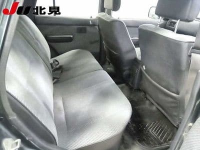 TOYOTA Hilux VAN, 1991 год., лот 6008 - фото 4