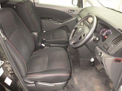 TOYOTA Isis, 2011 год., лот 70396 - фото 5