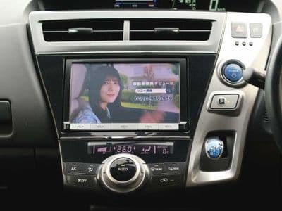 TOYOTA Prius Alpha, 2016 год., лот 90128 - фото 6