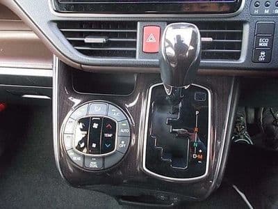 TOYOTA Esquire, 2017 год., лот 90052 - фото 7